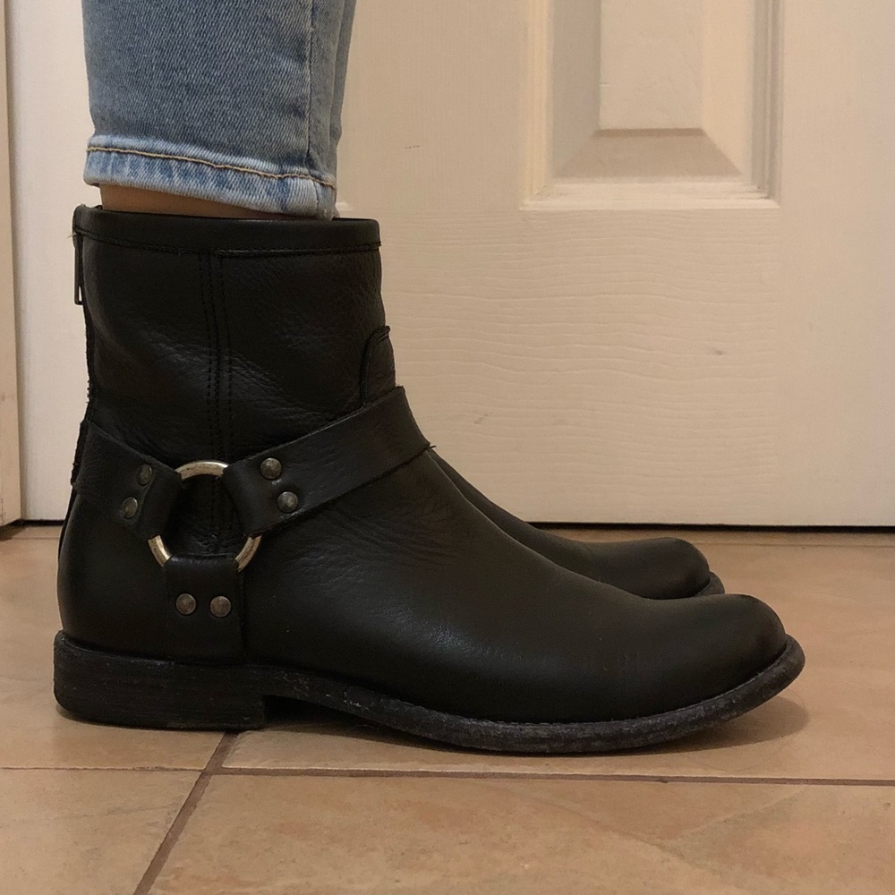 Frye Phillip harness boot
